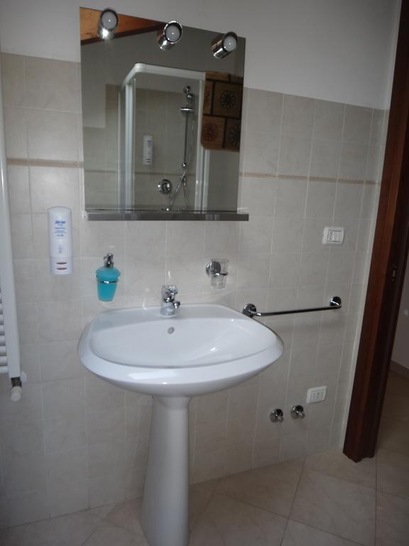 Agriturismo San Valentino Castellarano Kamer foto